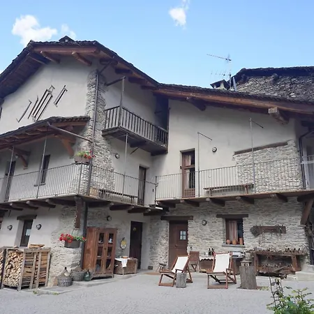فندق Diffuso Ceaglio Valle Maira 2*