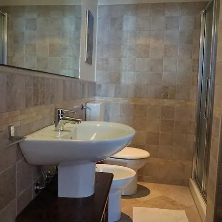 Diffuso Ceaglio Valle Maira מרמורה