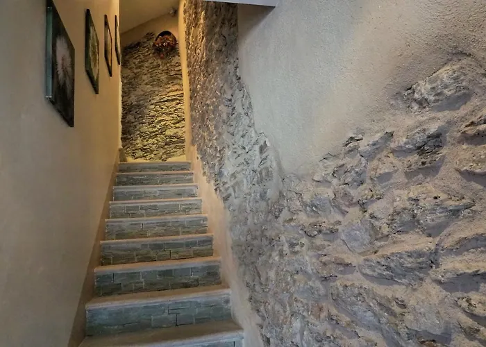 Diffuso Ceaglio Valle Maira فندق